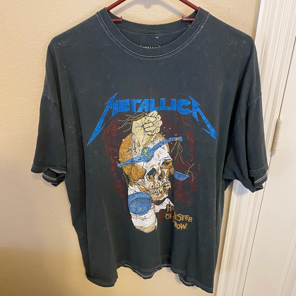 Graphic Band Tee